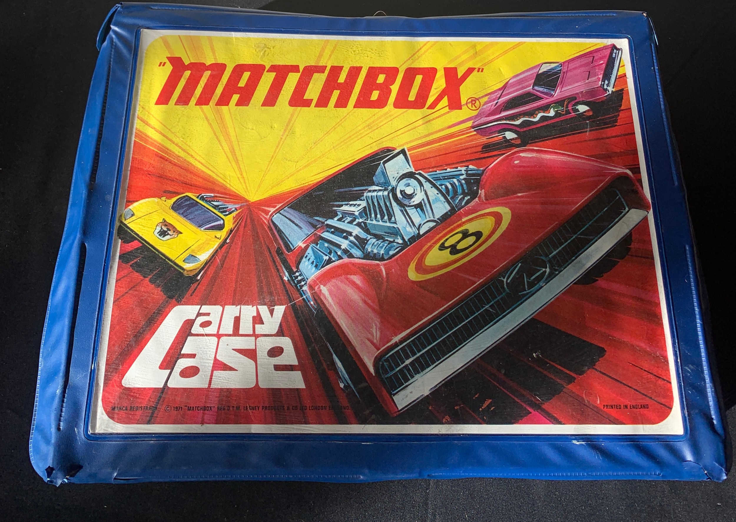 Matchbox carry case and contents.Condition ReportSome play worn.