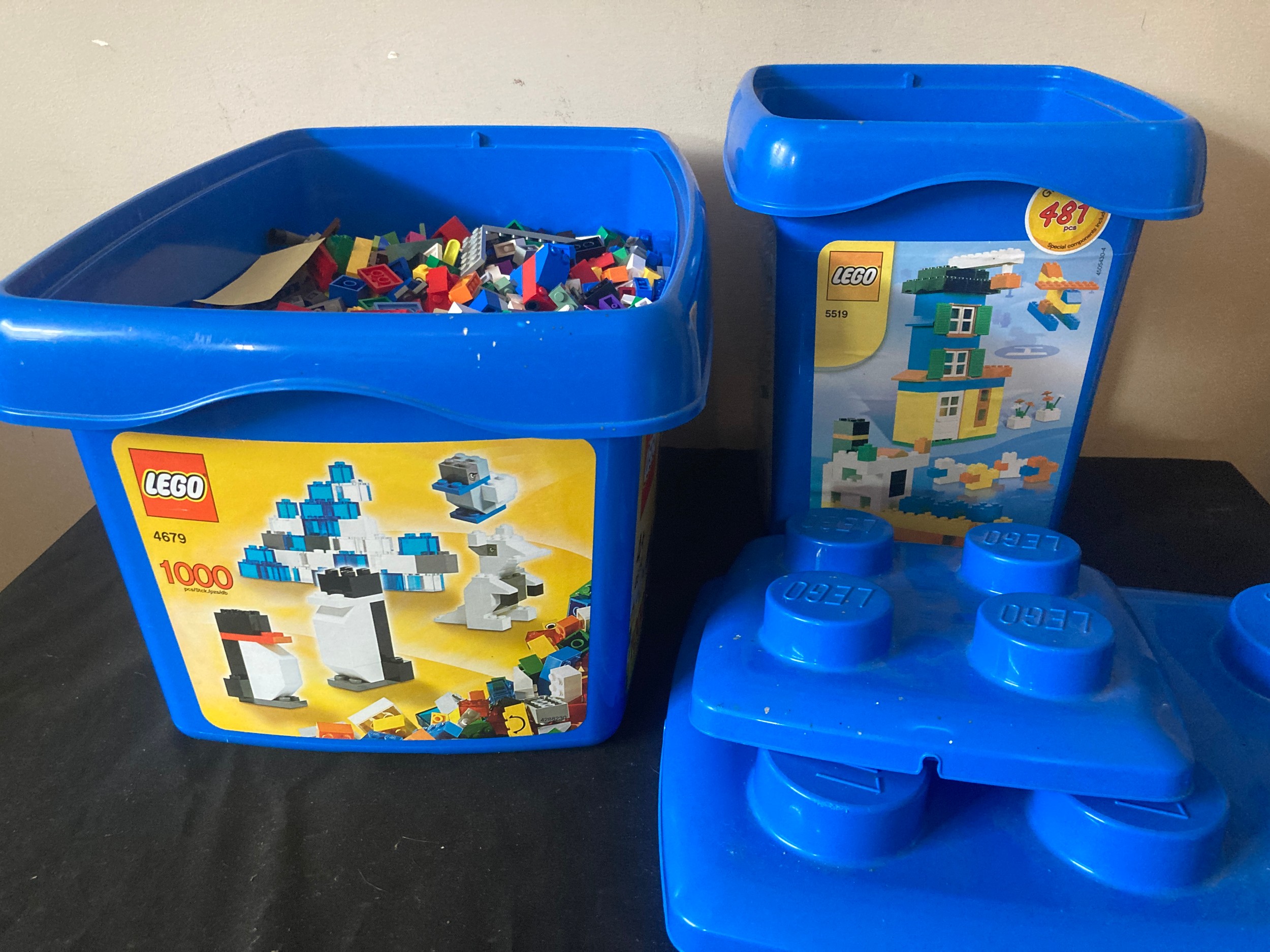 Large collection of Lego bricks and spares in 2 boxes. - Image 2 of 2