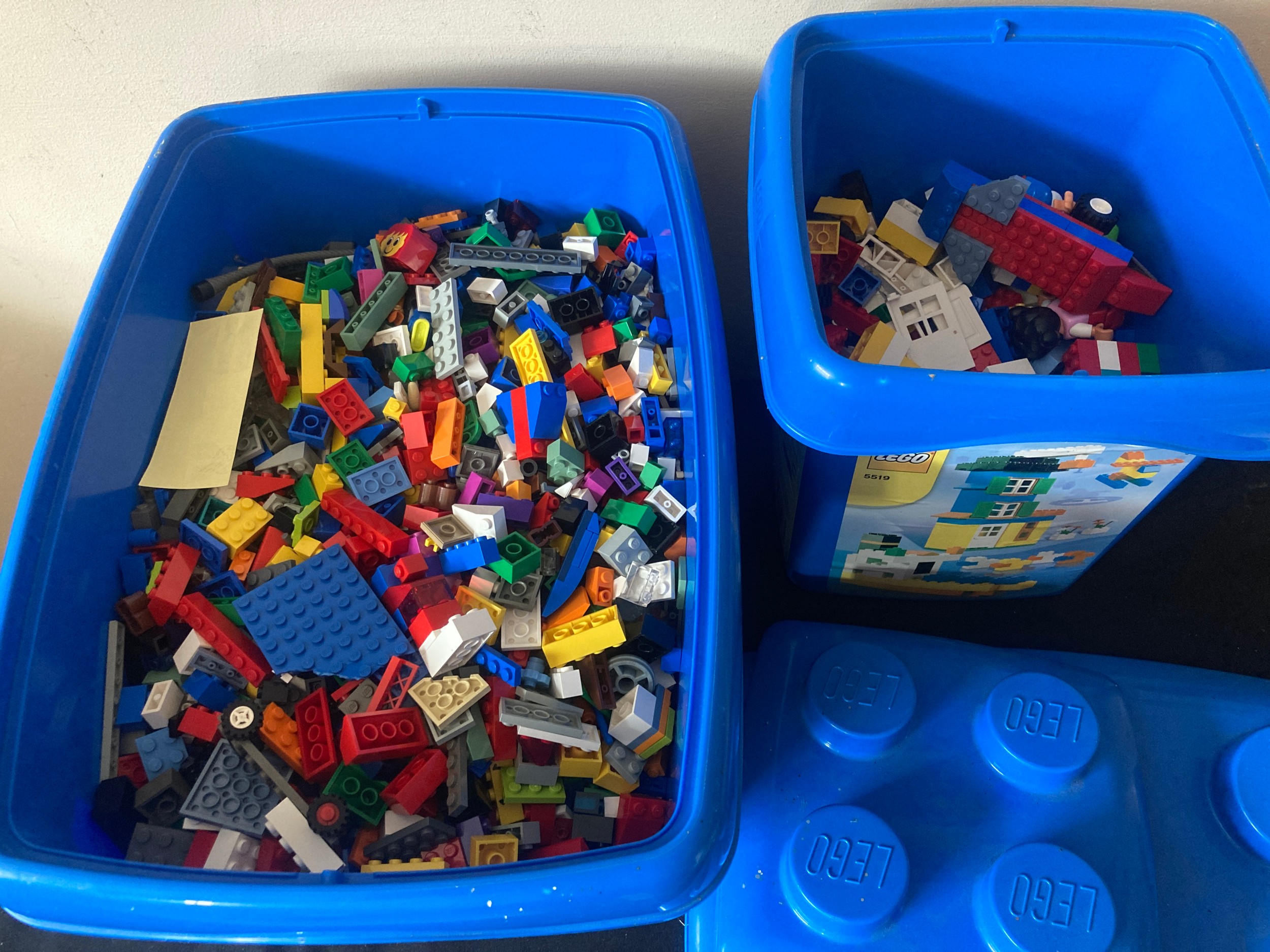 Large collection of Lego bricks and spares in 2 boxes.