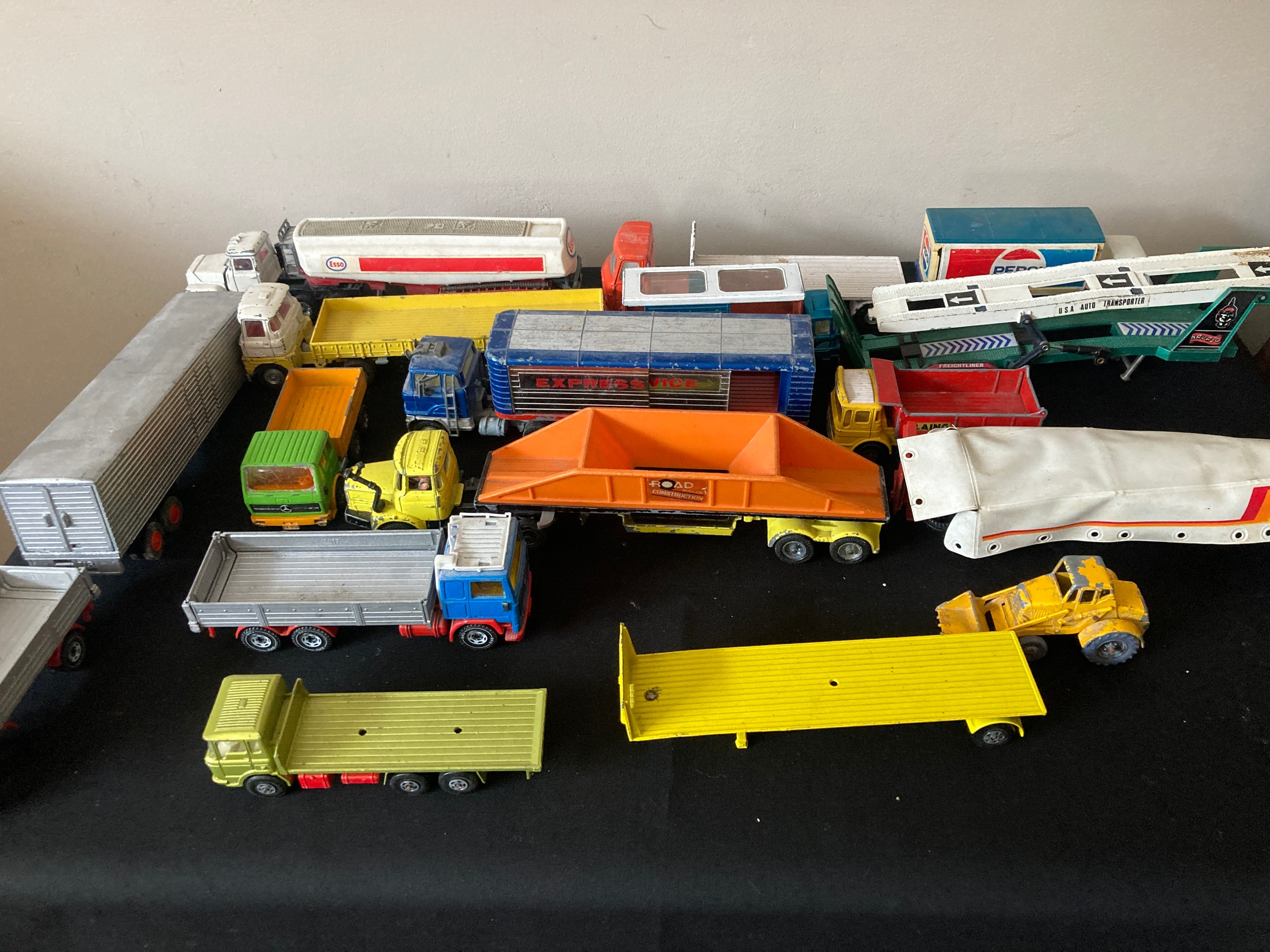 A large collection of Diecast toys to include Dinky, Corgi, Matchbox, Leney, Siku etc.Condition