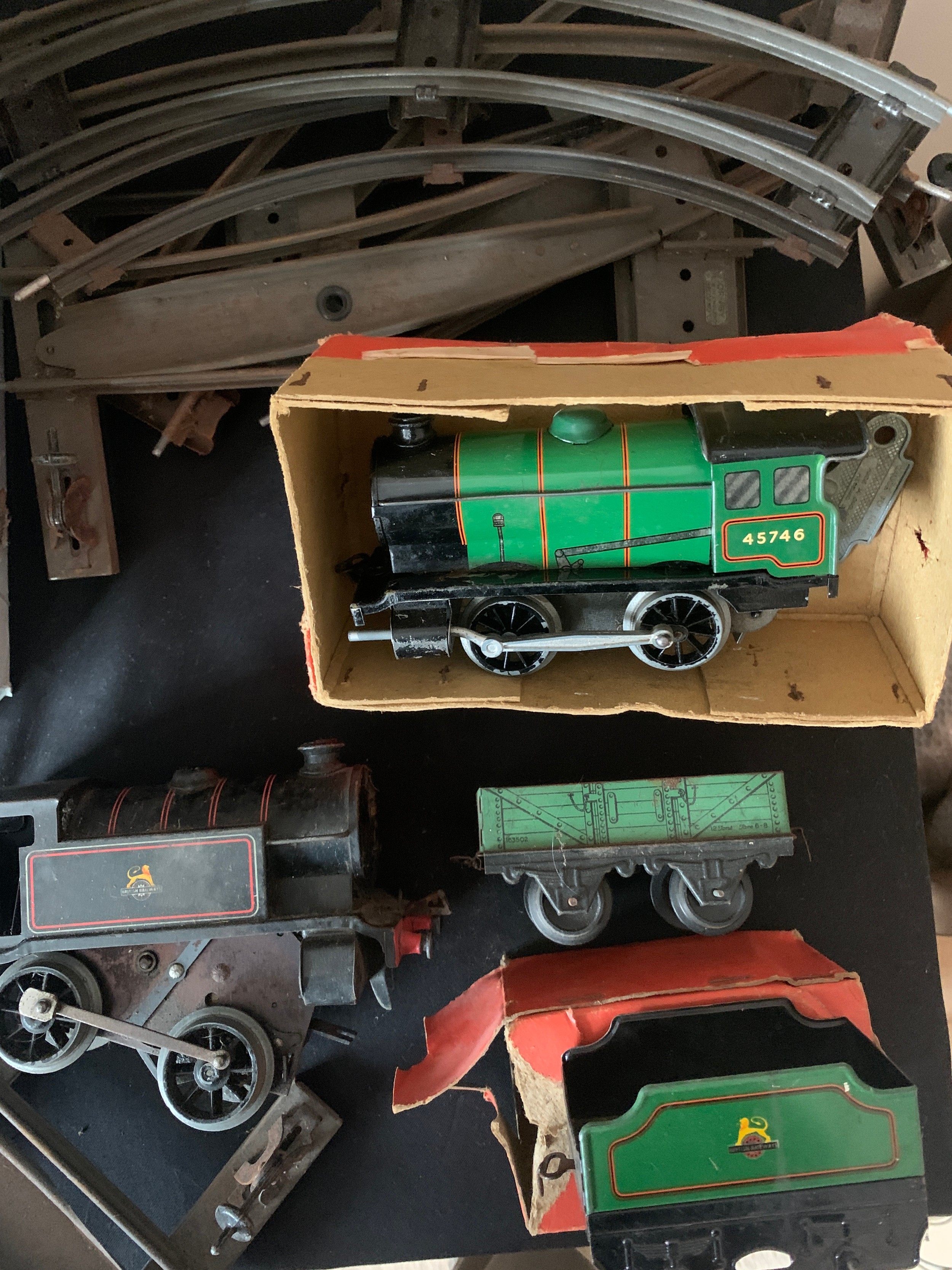 Hornby train track and locomotives to include No. 30 locomotive (reversing), type 40 locomotive - Image 2 of 3