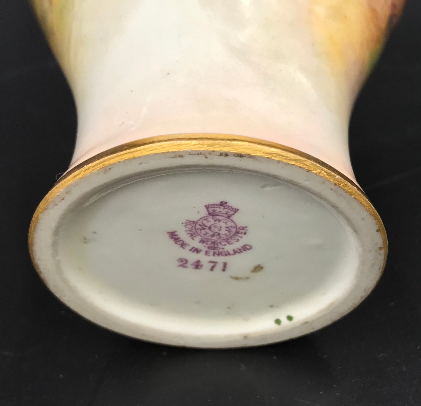 A Royal Worcester hand painted vase of Highland cattle signed J Stinton 15cms h.Condition ReportVery - Image 3 of 6