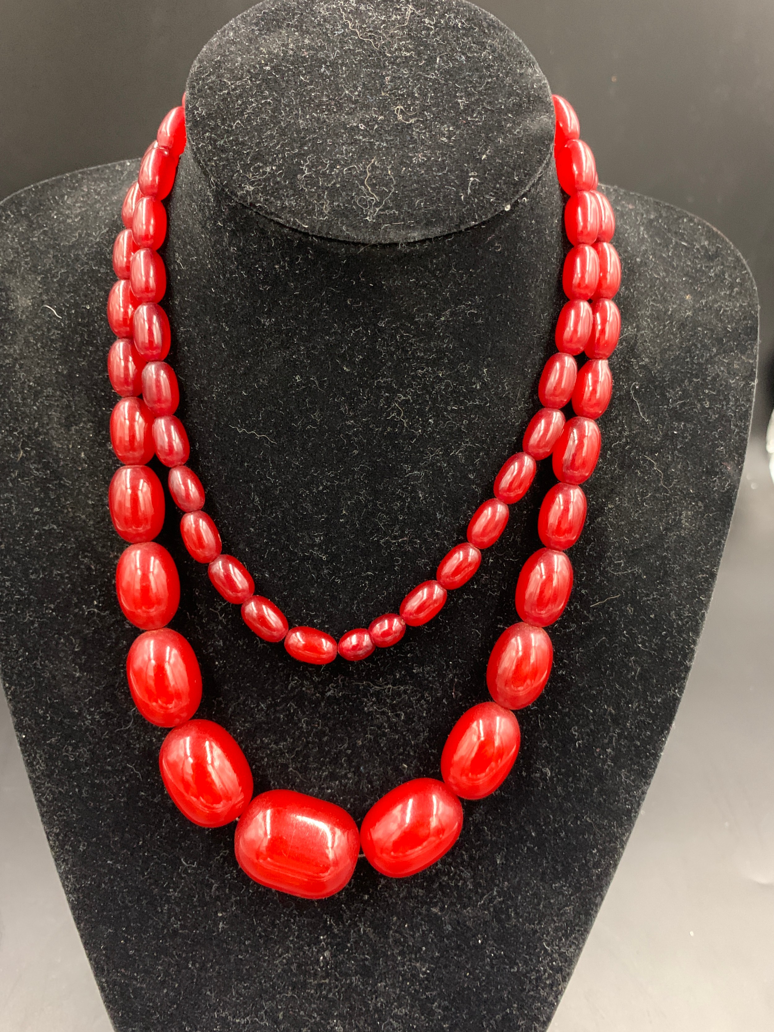 Vintage cherry red coloured beads, 95gms, 98cms l.