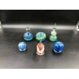A quantity of glass to include 2x Mdina paperweights, 1 x Mdina horse figurine, 3x Tweeds CD glass