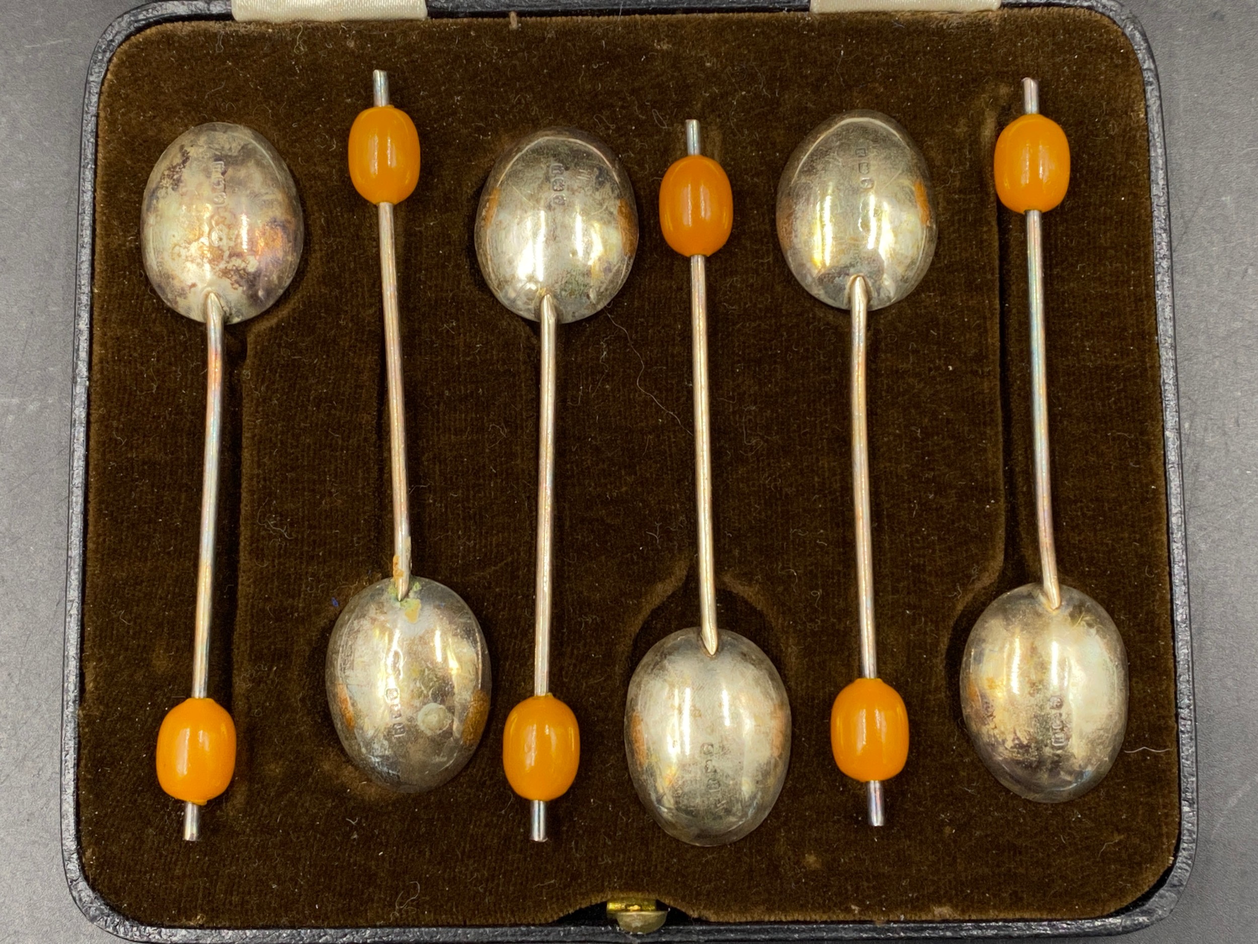 Cased silver coffee bean spoons. Birmingham 1932. Total weight 35gms.Condition ReportGood - Image 4 of 5