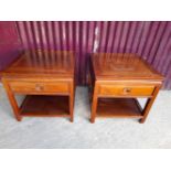 A PAIR OF 20TH CENTURY HARDWOOD OCCASIONAL / LAMP TABLES, each with a single drawer and lower shelf,