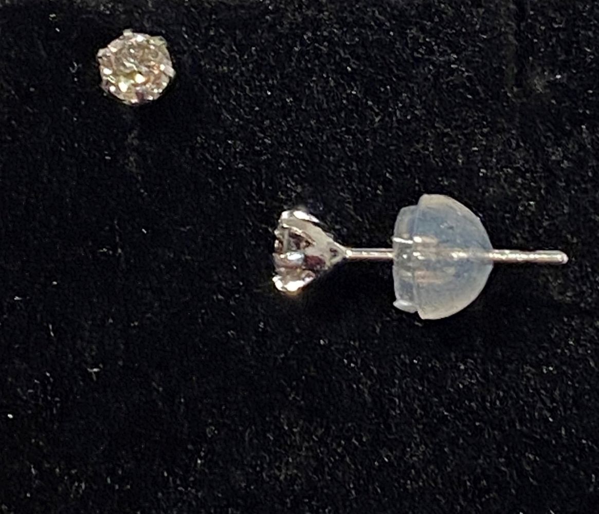 A PAIR OF 14CT WHITE GOLD DIAMOND STUD EARRINGS, the diamonds weigh .45ct in total, and are very - Image 2 of 2