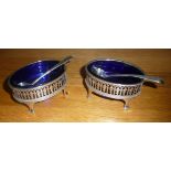 A STUNNING PAIR OF OVAL SHAPED VICTORIAN SILVER SALTS, London, maker Henry William Curry, with