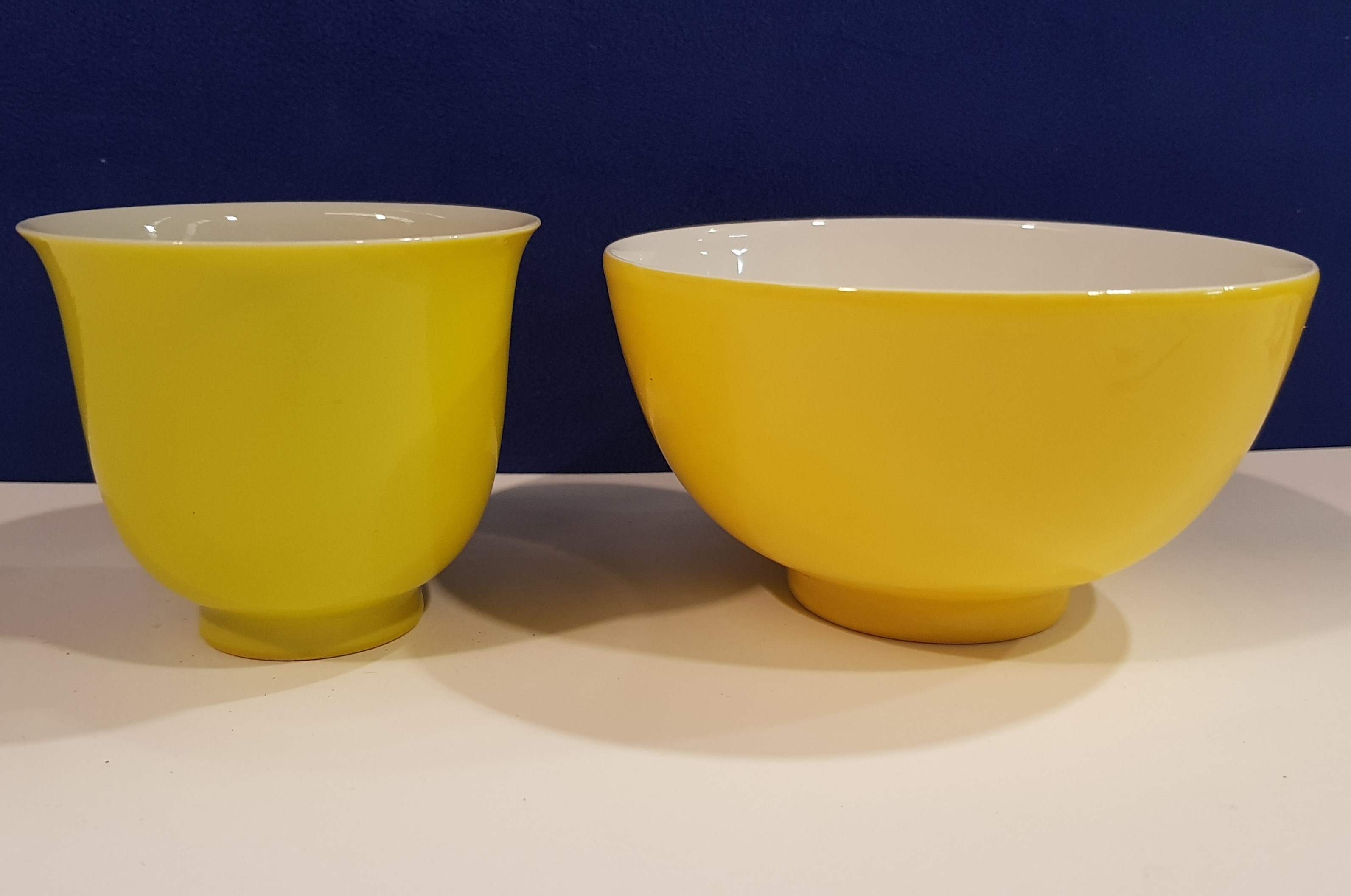 A CHINESE PORCELAIN YELLOW GLAZED TEA BOWL AND SAUCER, both with six character to base, saucer - Image 12 of 12