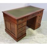 A GOOD QUALITY 19TH CENTURY WALNUT LEATHER TOPPED PEDESTAL DESK, with three drawers to the top