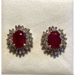 A PAIR OF 14CT YELLOW GOLD RUBY & DIAMOND CLUSTER EARRINGS, overall weight 3.8g