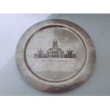 A 20TH CENTURY IRISH COMMEMORATIVE SILVER DISH, with engraved image of a section of Dublin castle,