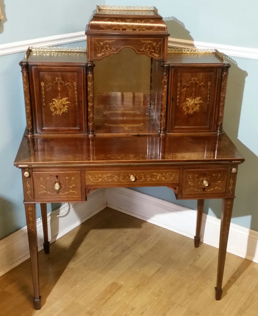 A MID 19TH CENTURY MAHOGANY AND MARQUETRY INLAID WRITING TABLE. T - Image 2 of 7