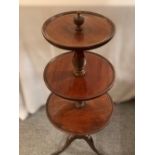 A VERY FINE EARLY VICTORIAN MAHOGANY DUMB WAITER, with three tie