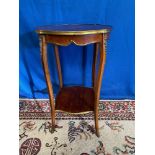 A GOOD QUALITY ROSEWOOD & MAHOGANY INLAID SIDE TABLE, with cross-