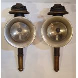 A GOOD QUALITY PAIR OF 19TH CENTURY CARRIAGE LAMPS, with brass an