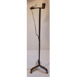 A RARE TALL 18TH CENTURY WROUGHT IRON RUSH LIGHT & CANDLE HOLDER,