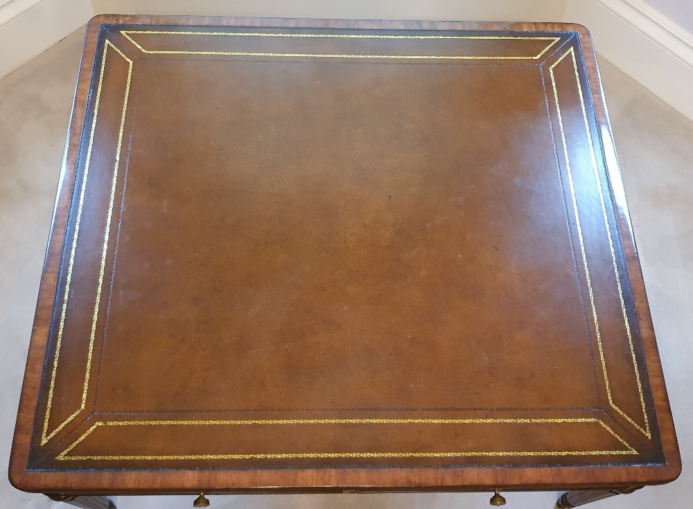 A VERY FINE WILLIAM IV STYLE 20TH CENTURY MAHOGANY COFFEE TABLE, - Image 6 of 8