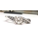 AN 18CT GOLD VINTAGE DIAMOND ENGAGMENT RING, Size I. A beautiful