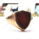 A 9CT ROSE GOLD ANTIQUE CARNELIAN GEMSTONE SHEILD RING, ring size P. Face of ring: 12.4mm tall,