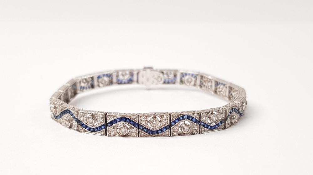 A STUNNING 18CT WHITE GOLD DIAMOND AND SAPPHIRE BRACELET, with round brilliant cut diamonds, - Image 2 of 10