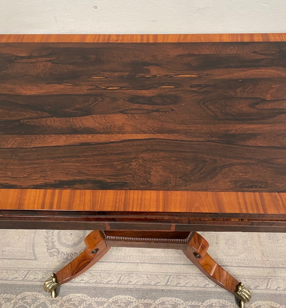 A FINE REGENCY ROSEWOOD FOLD OVER CARD TABLE, with cross-banded top having rounded corners, over a d - Image 4 of 7