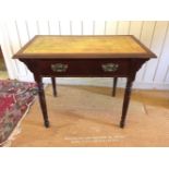 A GOOD MAHOGANY WRITING / SIDE TABLE, with inset leather top over a single frieze drawer, raised on
