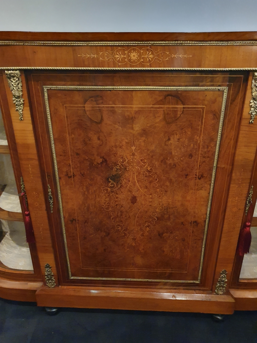 A STUNNING 19TH CENTURY BURR WALNUT CREDENZA, circa 1860, with beautiful burr walnut and good qualit - Image 2 of 3