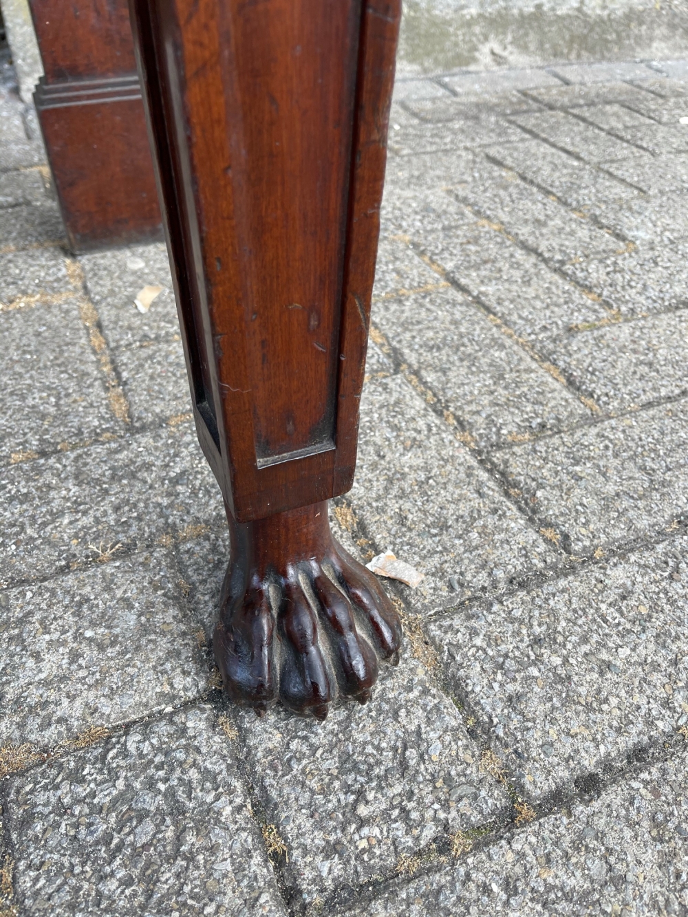 A GOOD QUALITY IRISH MAHOGANY SERVING / SIDE BOARD, with brass gallery rail to the back, with cross- - Image 5 of 7