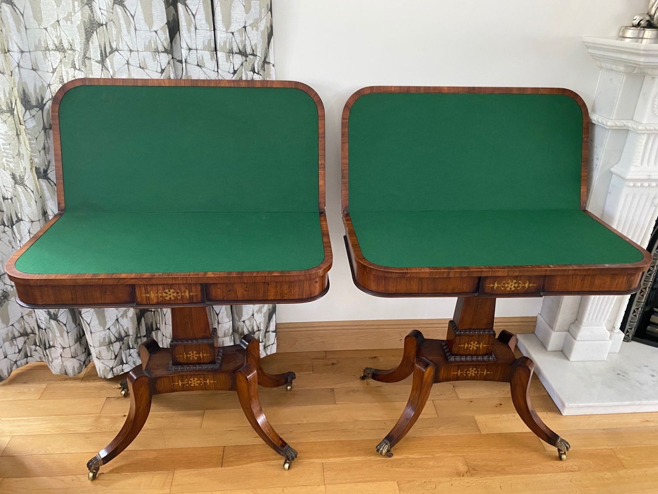 A VERY FINE PAIR OF FOLD OVER ROSEWOOD CARD TABLES, each with brass inlaid decoration, the tops open - Image 10 of 12