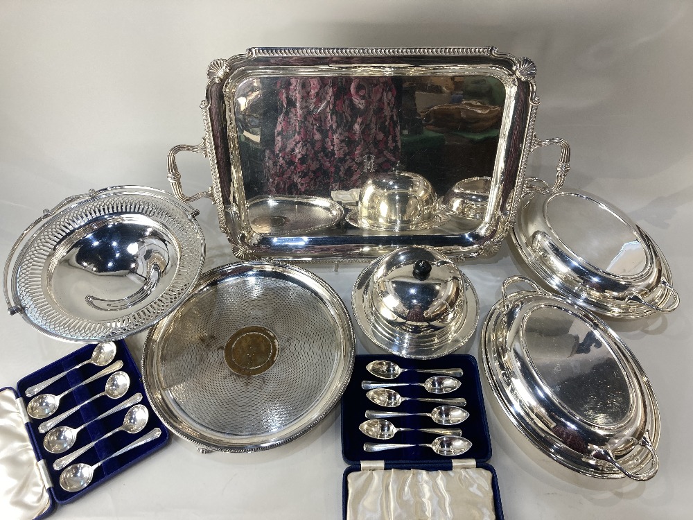 A pair of Mappin & Webb silver plated oval entree dishes, two cased sets of six Mappin & Webb silver