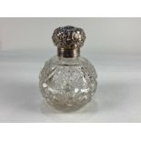 An Edward VII silver mounted cut glass scent bottle, maker George Nathan & Ridley Hayes, Chester