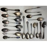 Five George V silver Artist Rifles teaspoons and a set of three other teaspoons with Artists