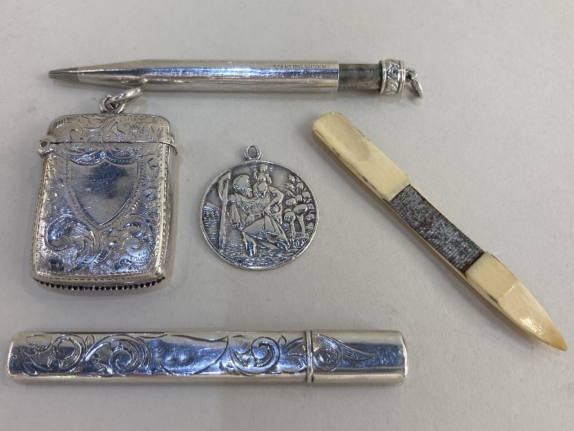 A Victorian silver vesta case, maker T H Hazlewood & Co, Birmingham 1899, a sterling silver