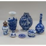 A collection of Chinese blue and white porcelain, to include a moon flask decorated with two
