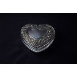 A Lalique frosted and stained glass heart shaped box, 11cm