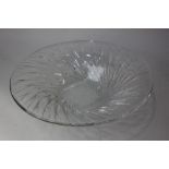 An R Lalique 'Algues' glass coupe bowl, 35cm diameter