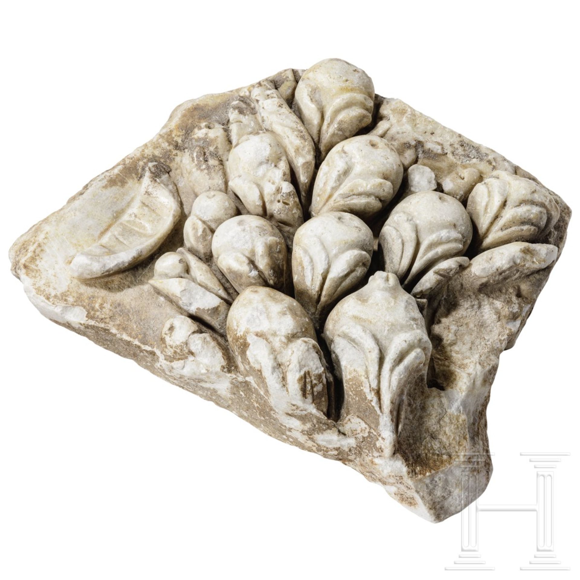Fragment eines Marmorsarkophages, römisch, 1. - 2. Jhdt. - Bild 3 aus 4