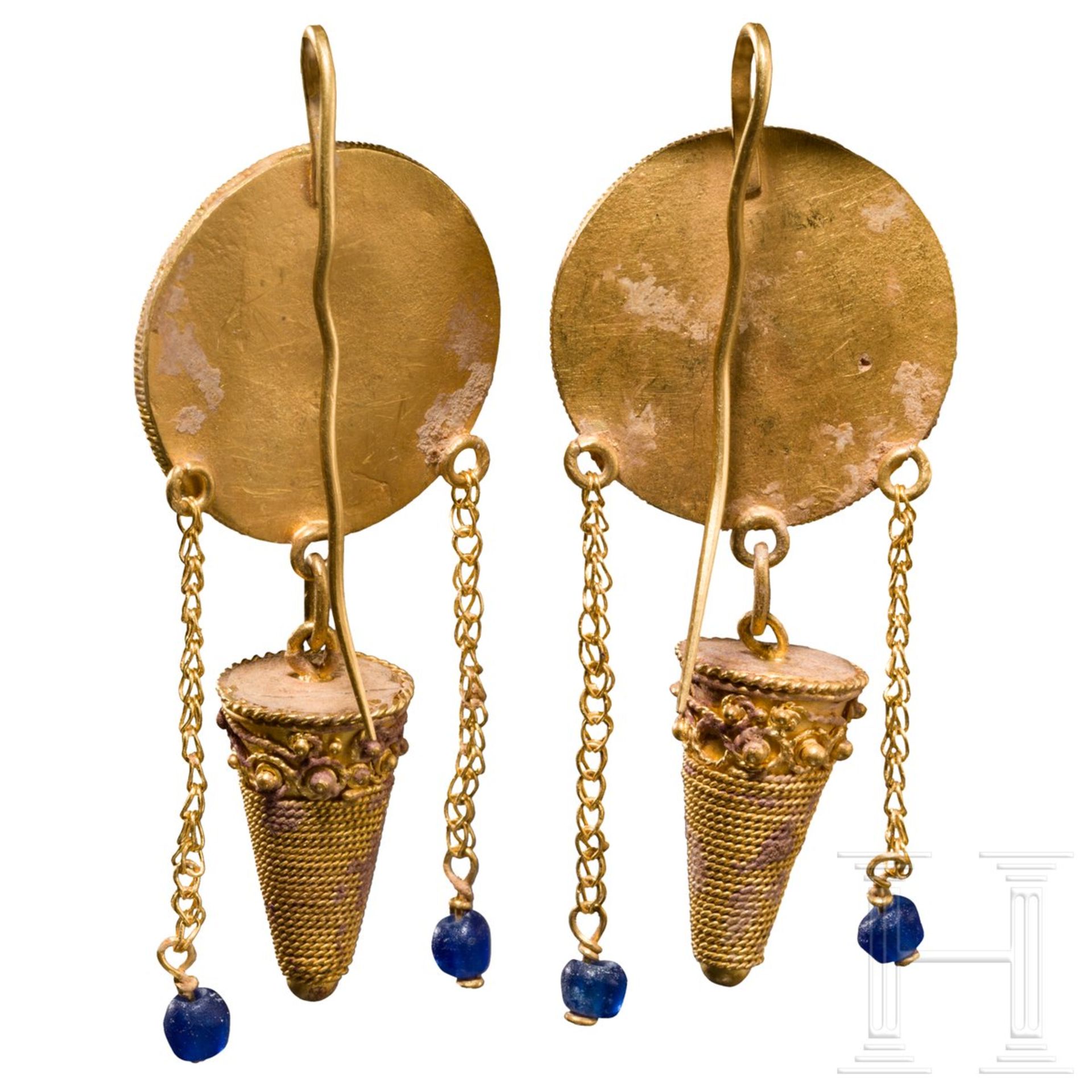 Ein Paar reich verzierte schwere Goldohrringe, hellenistisch, 2. Hälfte 4. - 2. Jhdt. v. Chr. - Image 3 of 3