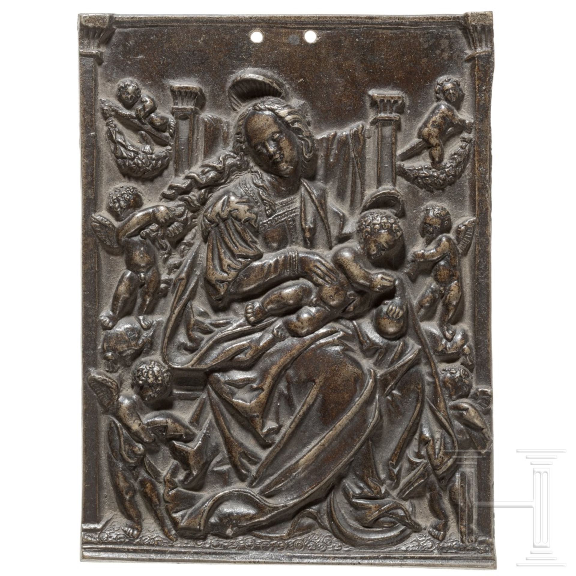 Bronzeplakette mit thronender Maria, Augsburg, Umkreis Hans Schwarz, um 1520 - Image 2 of 5