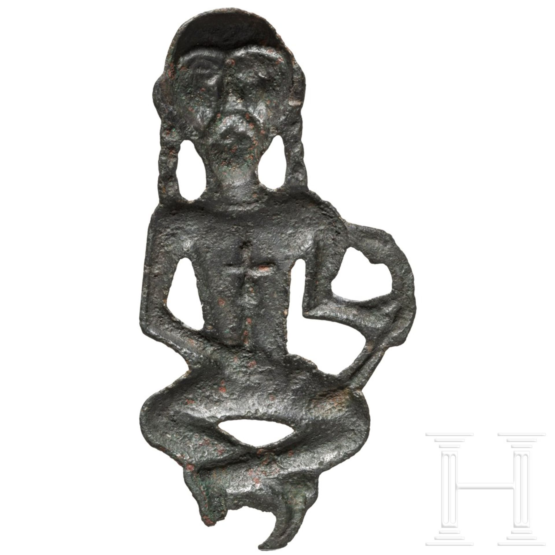 Ausdrucksstarke figürliche Bronzeapplike, wolgabulgarisch, 10. - 12. Jhdt. - Bild 2 aus 2