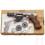 Autorevolver Mateba Mod. MTR 8, "Sport & Defence", im Karton