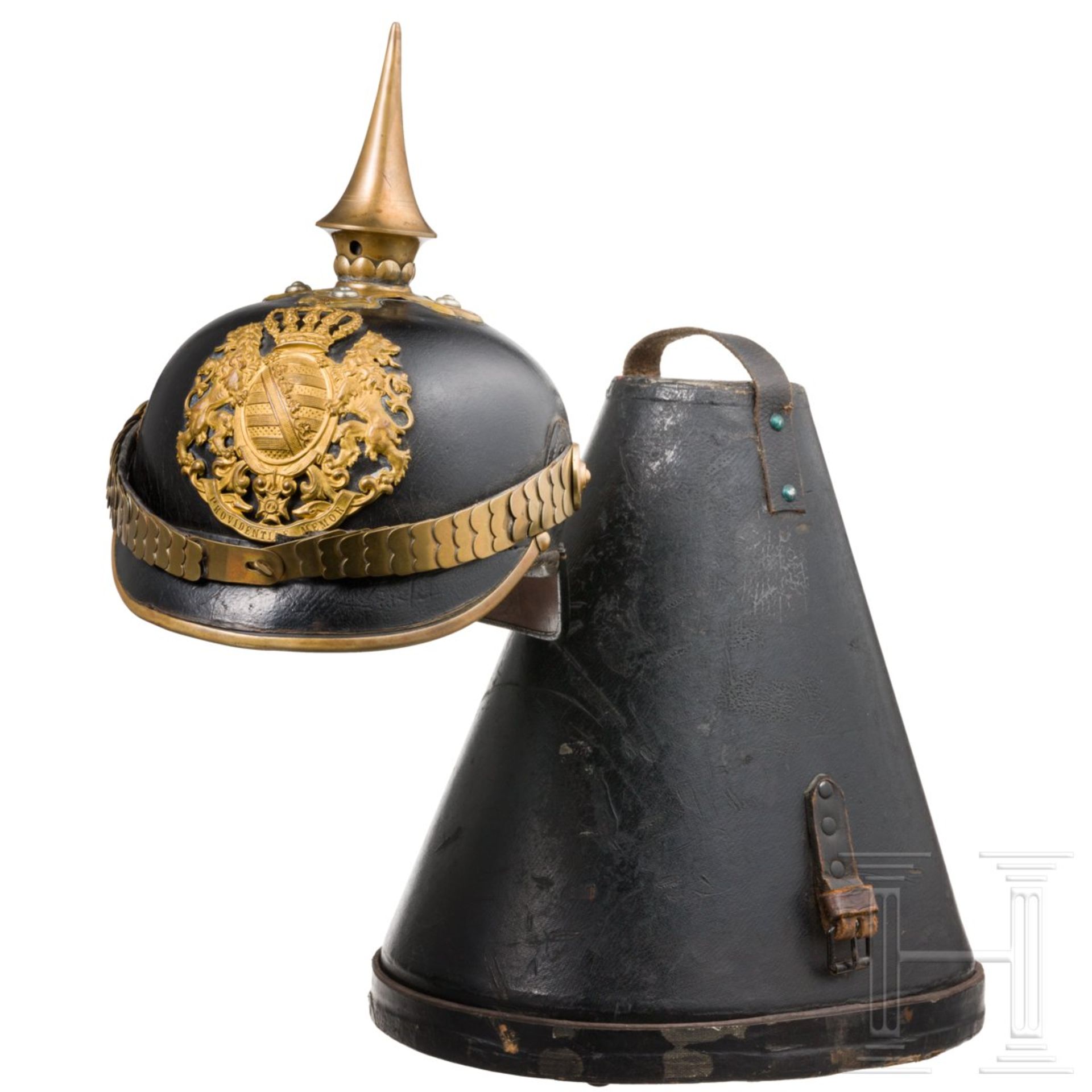 Helm für Beamte mit Hutkoffer, um 1890