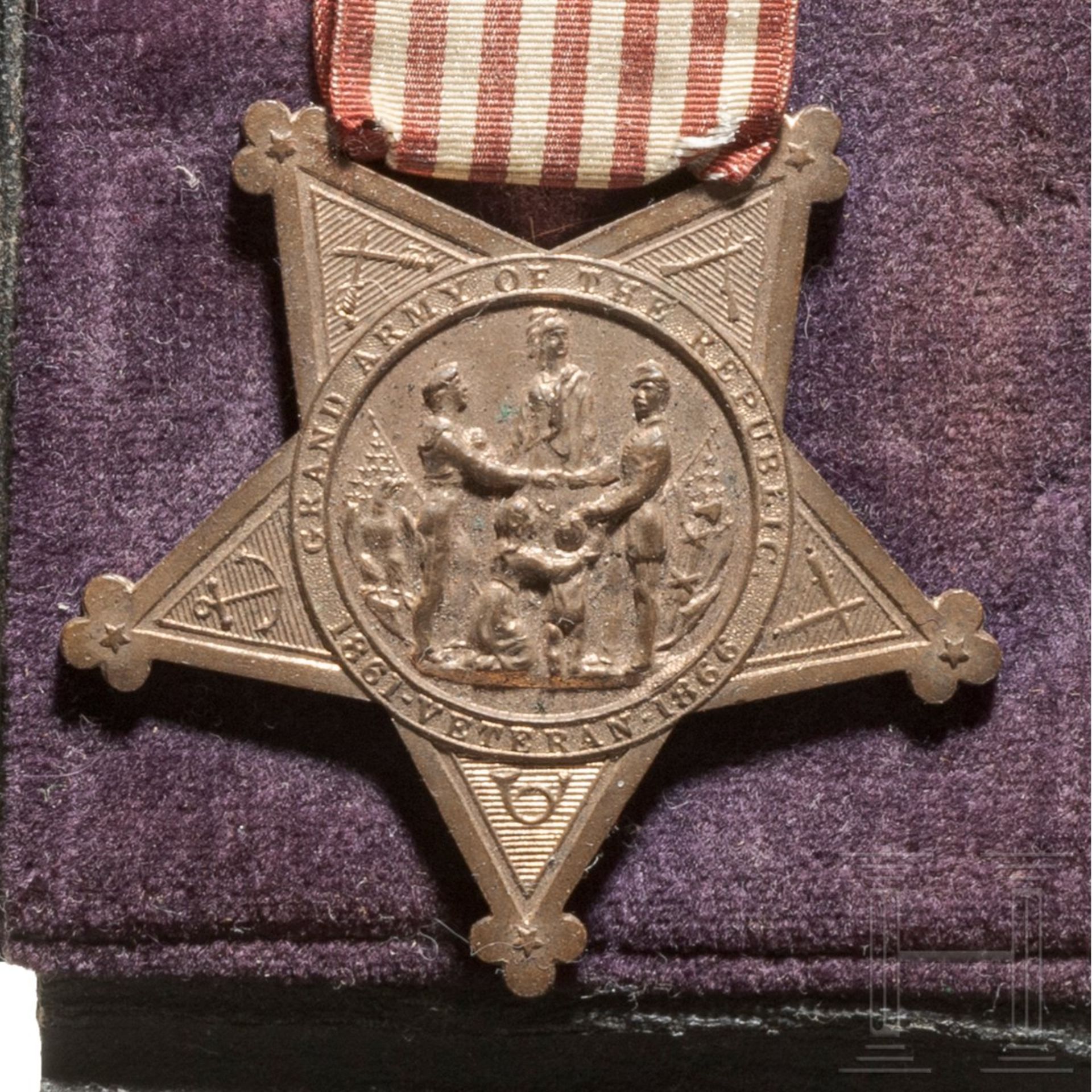 Sgt. John Karr – Congressional Medal of Honor als Mitglied der Ehrengarde für den verstorbenen Präsi - Bild 7 aus 11