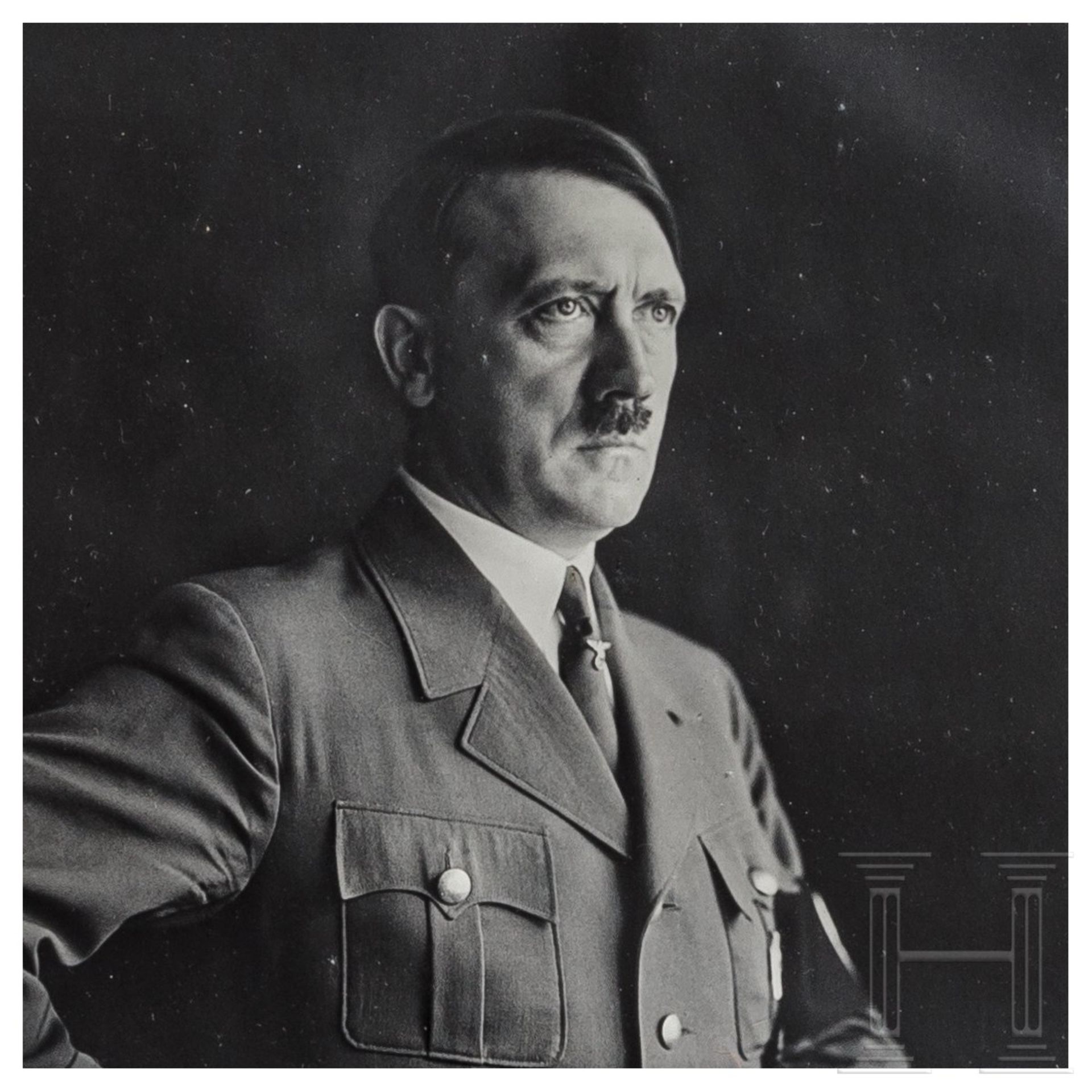 <de>Adolf Hitler – silberner Geschenkrahmen an Prof. Erich Müller bei der Friedrich Krupp AG 1942<br - Bild 8 aus 8