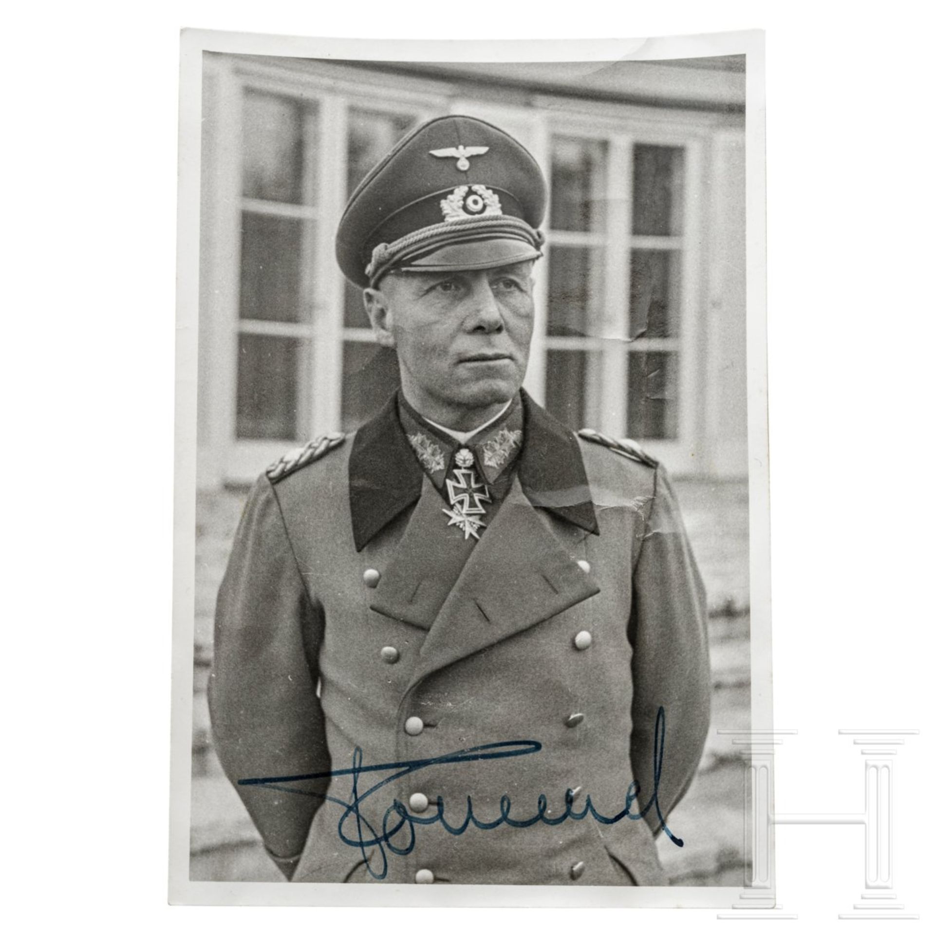 <de>GFM Erwin Rommel – signiertes Privatfoto aus dem Nachlass seiner Tochter Gertrud Pan, zwischen M