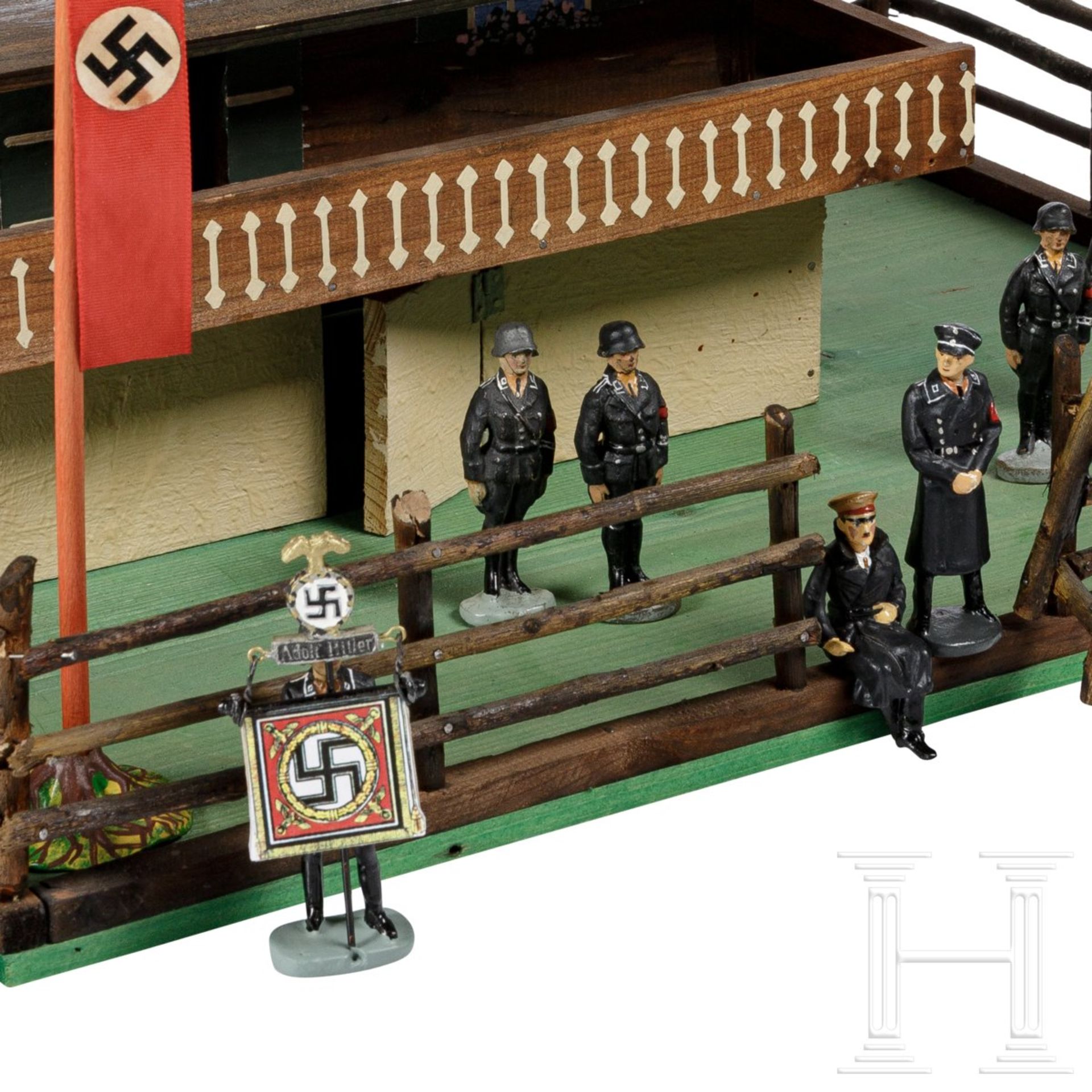 <de>Modell von Haus Wachenfeld (Residenz Obersalzberg) mit acht SS-Figuren<br>Neuzeitliches Modell m - Bild 7 aus 7