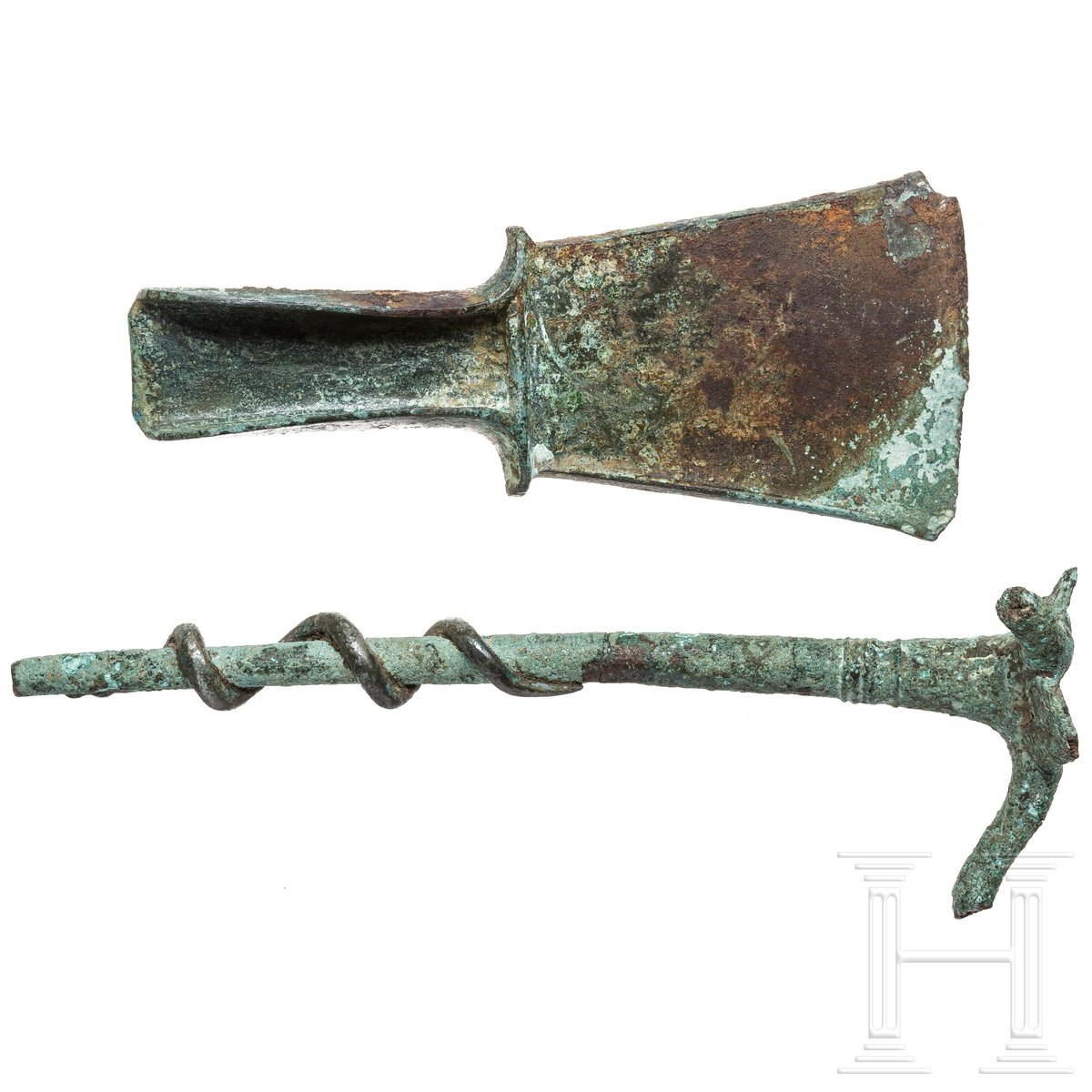 Bronzebeil und Dreifuß-Fragment, italisch, 9. - 5. Jhdt. v. Chr. - Image 2 of 2