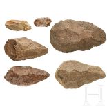 Sechs paläolithische Steinwerkzeuge, 100.000 - 10.000 v. Chr.