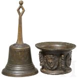 Mörser und Handglocke, Spanien, um 1700